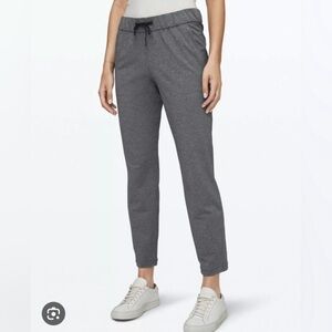 Lululemon On the Fly 7/8 Pant Heathered Black